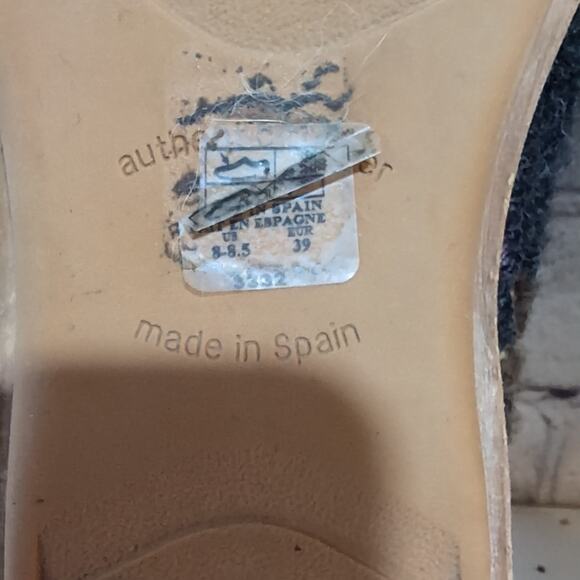 Taos Woolderness 2 Sz 39 US 8-8.5 Floral Gray Boho Embroidered Mules Clogs - Picture 6 of 11